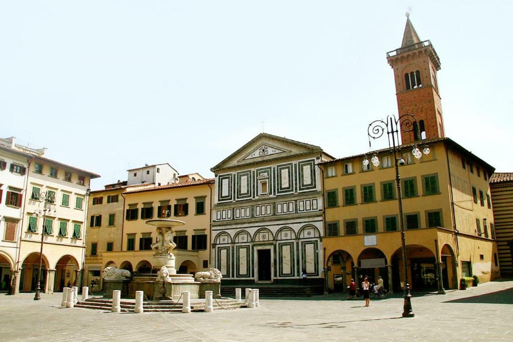 L'Alloggio Di Anna Maria Camera Con Bagno Privato 恩波利 外观 照片
