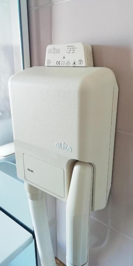 L'Alloggio Di Anna Maria Camera Con Bagno Privato 恩波利 外观 照片